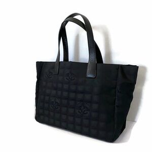CHANEL Black Quilted Tote Bag